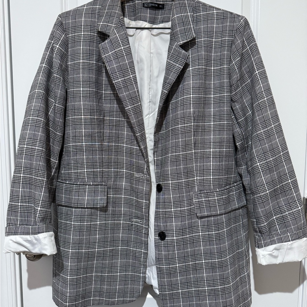 Gray Plaid Women’s Blazer